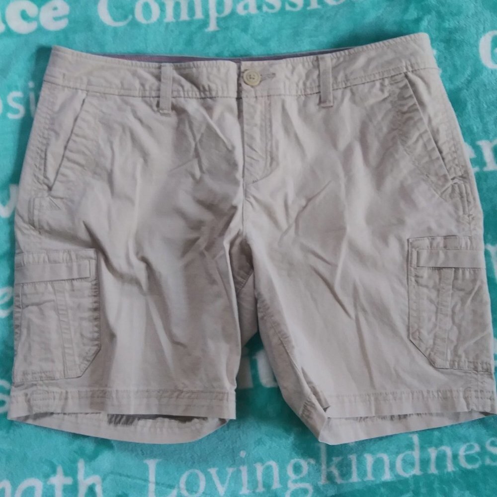 Eddie Bauer Khaki Shorts Size P10